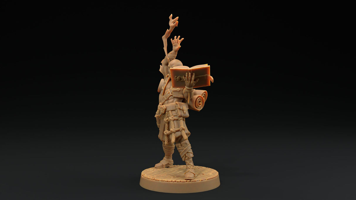 Bamf Tx'aru, Sea Elf / Prax / Triton Wizard / Warlock Miniature - Mini Megastore