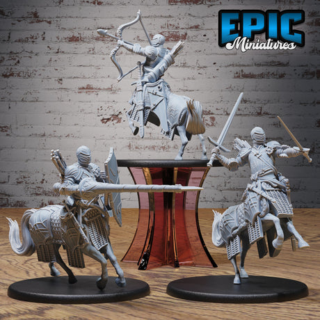 Centaur Knight Miniature - Mini Megastore