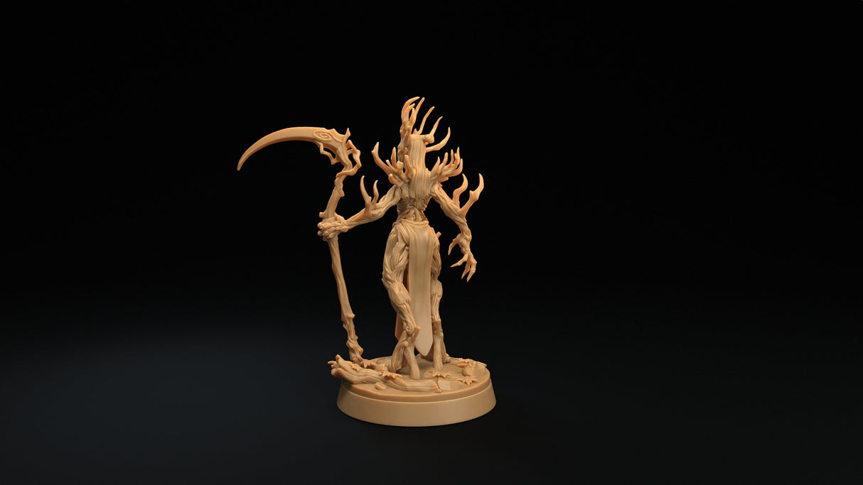 Dryad Matriarch Miniature - Mini Megastore