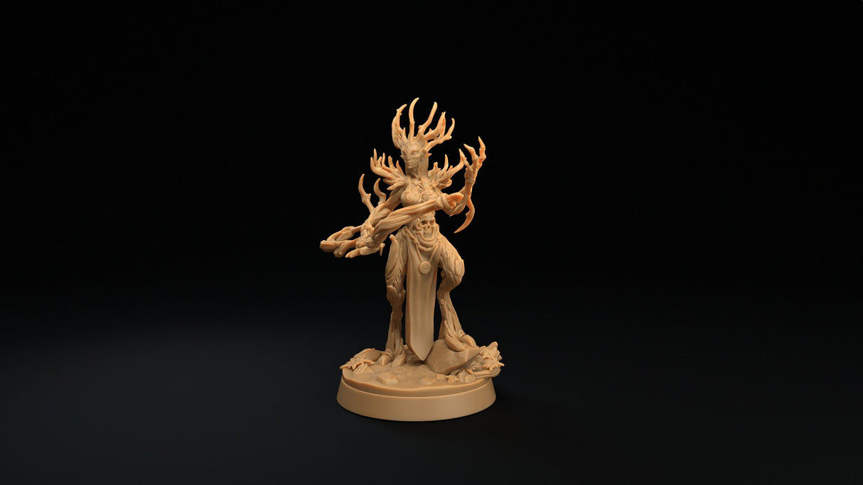 Dryad Matriarch Miniature - Mini Megastore