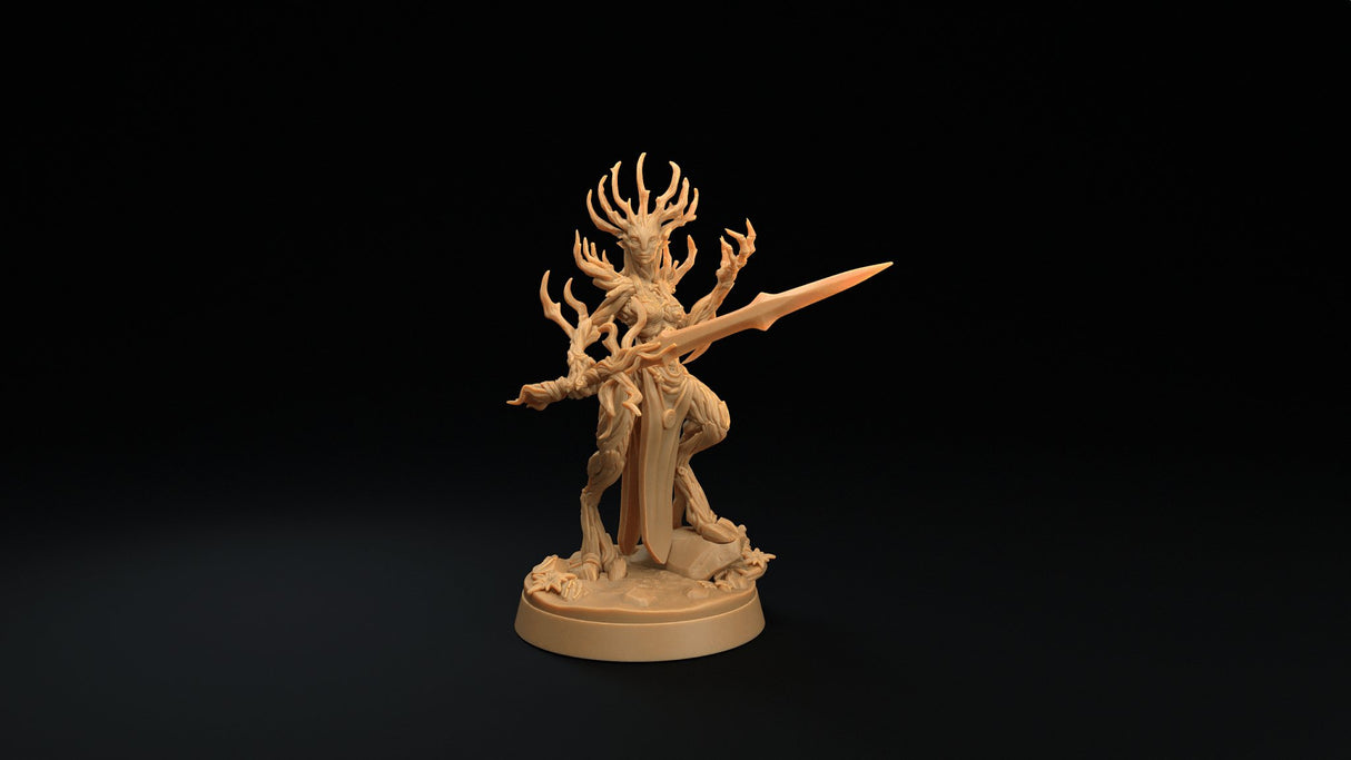 Dryad Matriarch Miniature - Mini Megastore