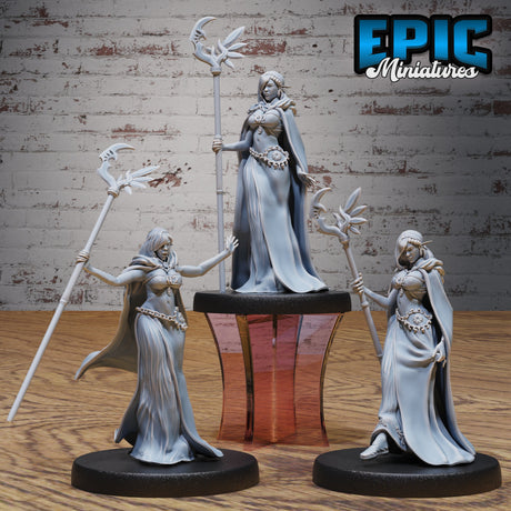 Elf Queen / Female Elf Cleric / Sorcerer Miniature - Mini Megastore