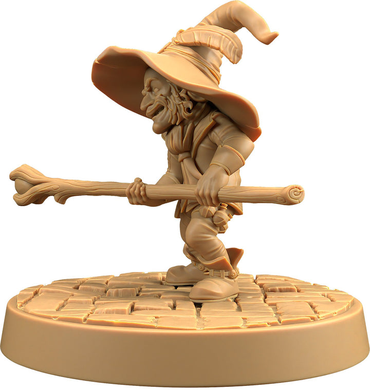 Gloip - Gnome Wizard / Mage Miniature - Mini Megastore