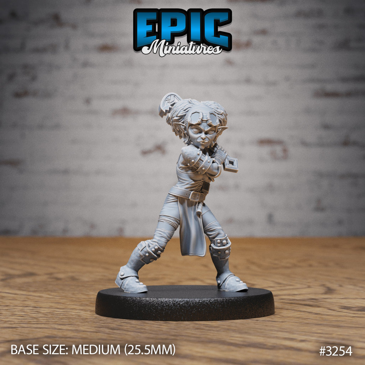 Gnome Tinkerer Female Miniature - Mini Megastore