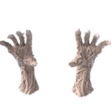 Great Old Tree Scatter / miniature with hands - Mini Megastore