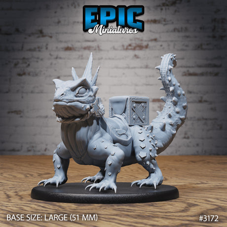 Hunters Guild Lizard Tamer Riding Miniature - Mini Megastore