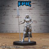 Knight Lady Gisella - Human female Fighter / Paladin Miniature - Mini Megastore