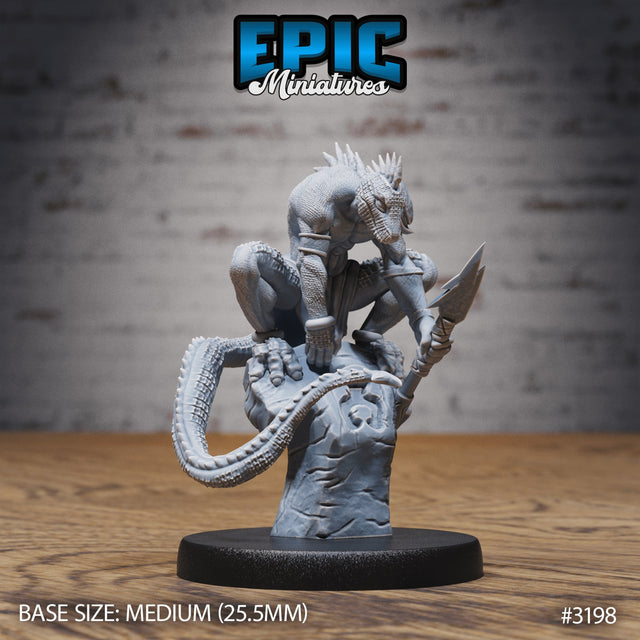 Lizardfolk Human Hunter Miniature - Mini Megastore