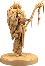 Maya, Shaman of Beasts - Female Druid Miniature - Mini Megastore