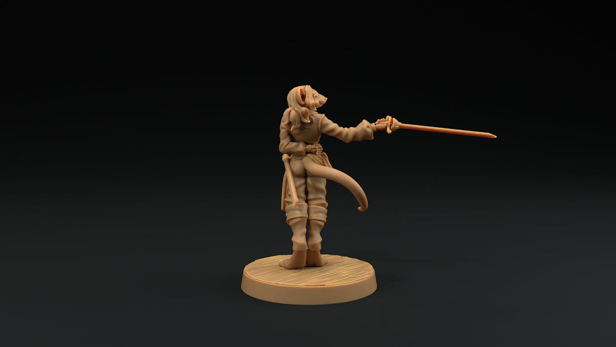 Millie, Rat Folk Fencer / Fighter Miniature - Mini Megastore