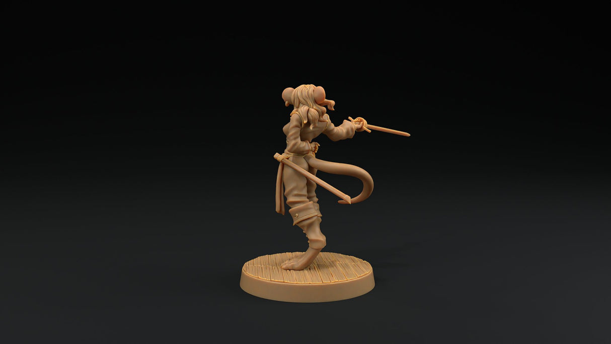 Millie, Rat Folk Fencer / Fighter Miniature - Mini Megastore