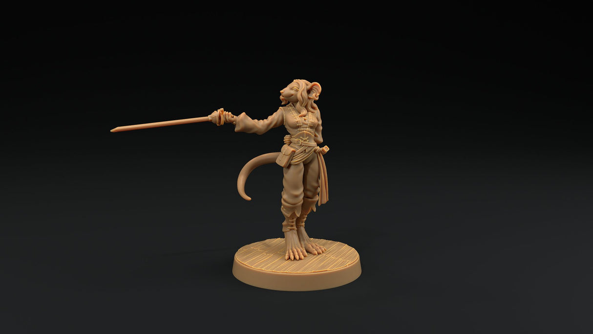 Millie, Rat Folk Fencer / Fighter Miniature - Mini Megastore