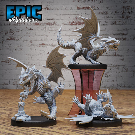 Red Dragon Wyrmling Miniature - Mini Megastore