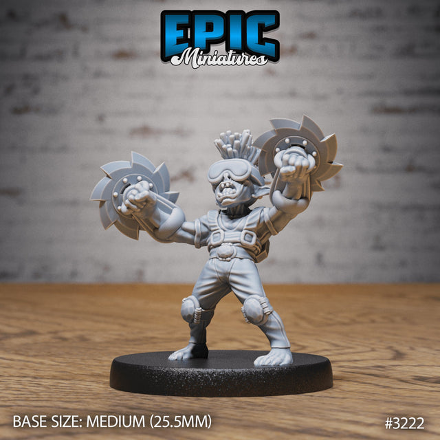 Steam Goblin Saw Claws Miniature - Mini Megastore