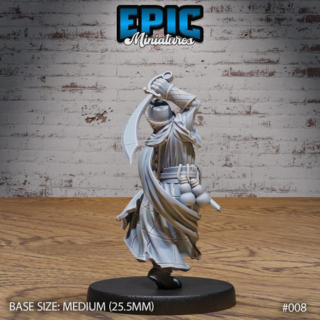 Tavern NPC Sword Dancer Miniature - Mini Megastore