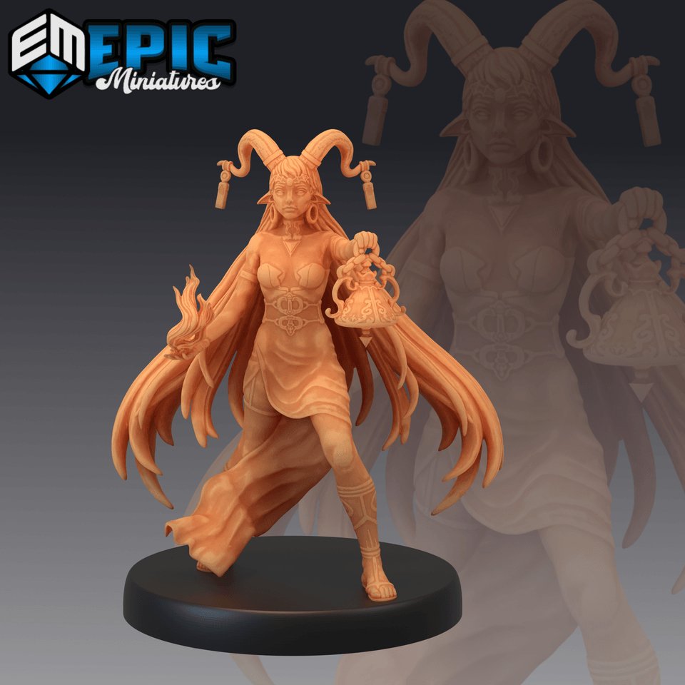 Tiefling Sorceress Miniature - Mini Megastore